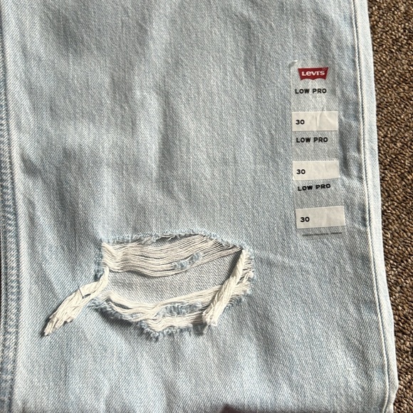 Levi's Women's Low Pro StraightJeans - Size 30 - Picture 2 of 7
